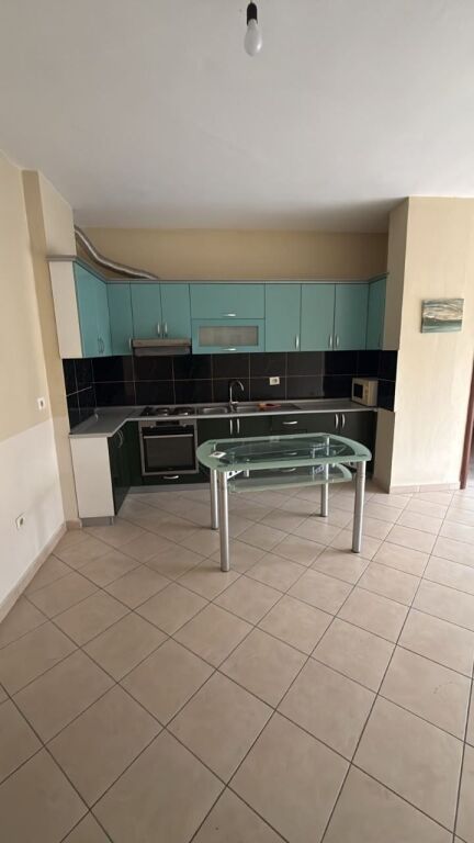 APARTAMENT 1+1 32,000 LEKE FRESK