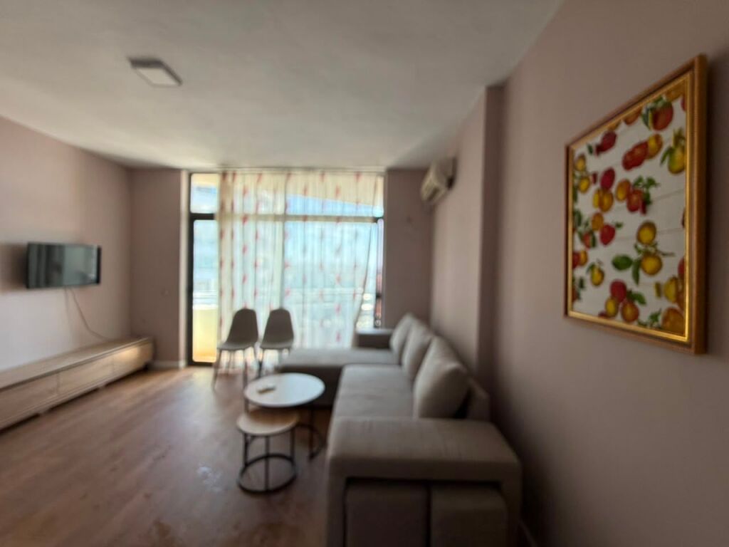 Shitet apartament 1+1 ne Shkembin e Kavajes