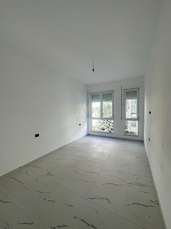 Apartament 1+1 per shitje tek Gjiri Lalzit !