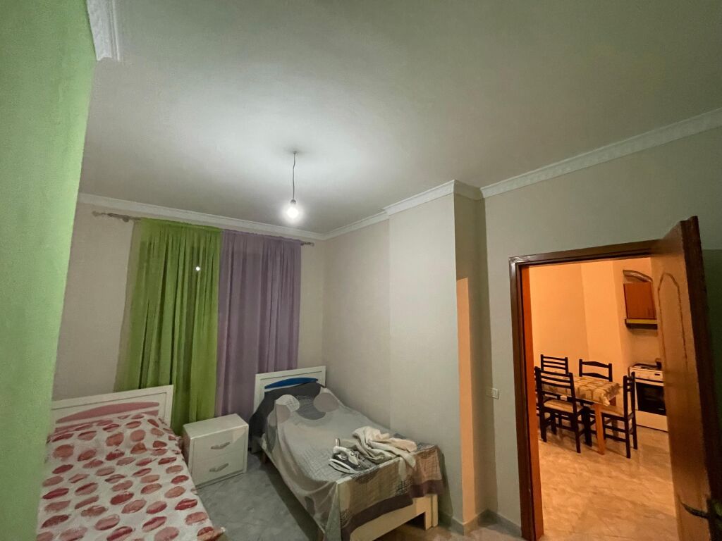 Apartament me qera 2+1 📍Kombinat, rruga e Qelqit