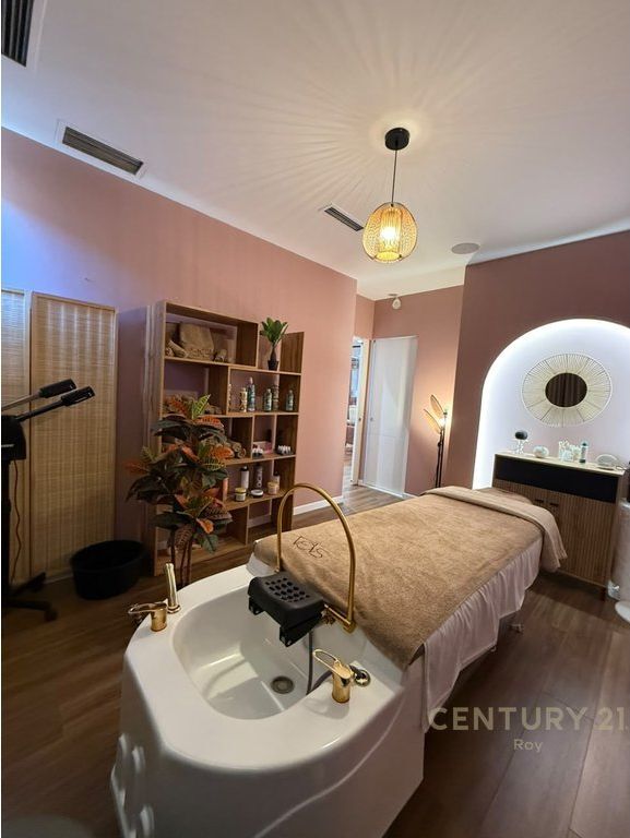 SHITET BIZNESI NE ZONEN E ISH BLLOKUT– BEAUTY &amp; WELLNESS CENTER!