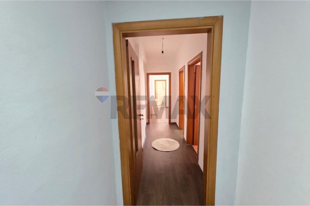 🏡 APPARTAMENTO 2+1+2 IN AFFITTO – VIA GJERGJ ARANITI, VLORË!