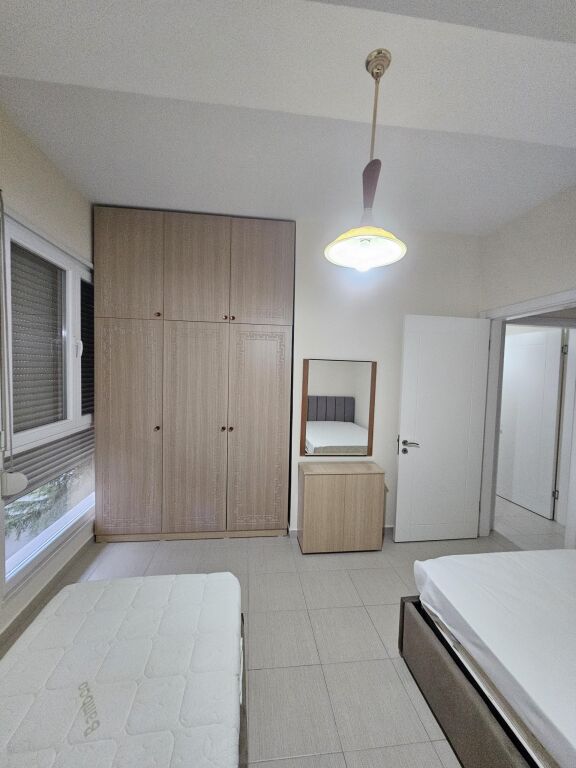 Tek Ish UET Nsharaku, Jepet Me Qira Apartament 2+1+2 I Mobiluar!
