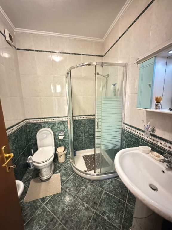 APPARTAMENTO IN AFFITTO 2+1+2 – VIA ELBASAN