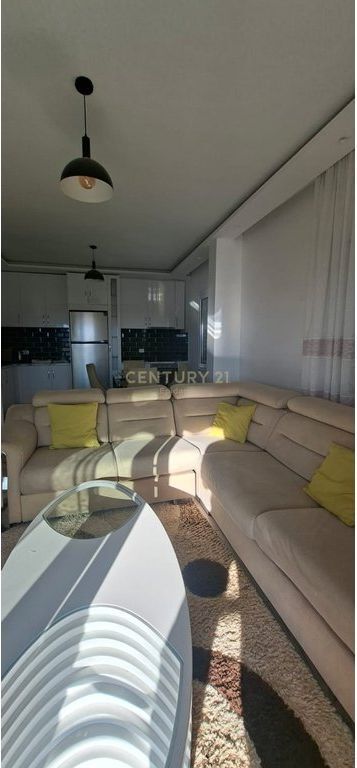 Appartamento 3+1 in affitto a Plazh, Durrës