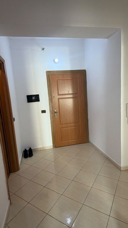 🏡 APARTAMENT 1+1 ME QIRA – VLORË-BIG SCOOP