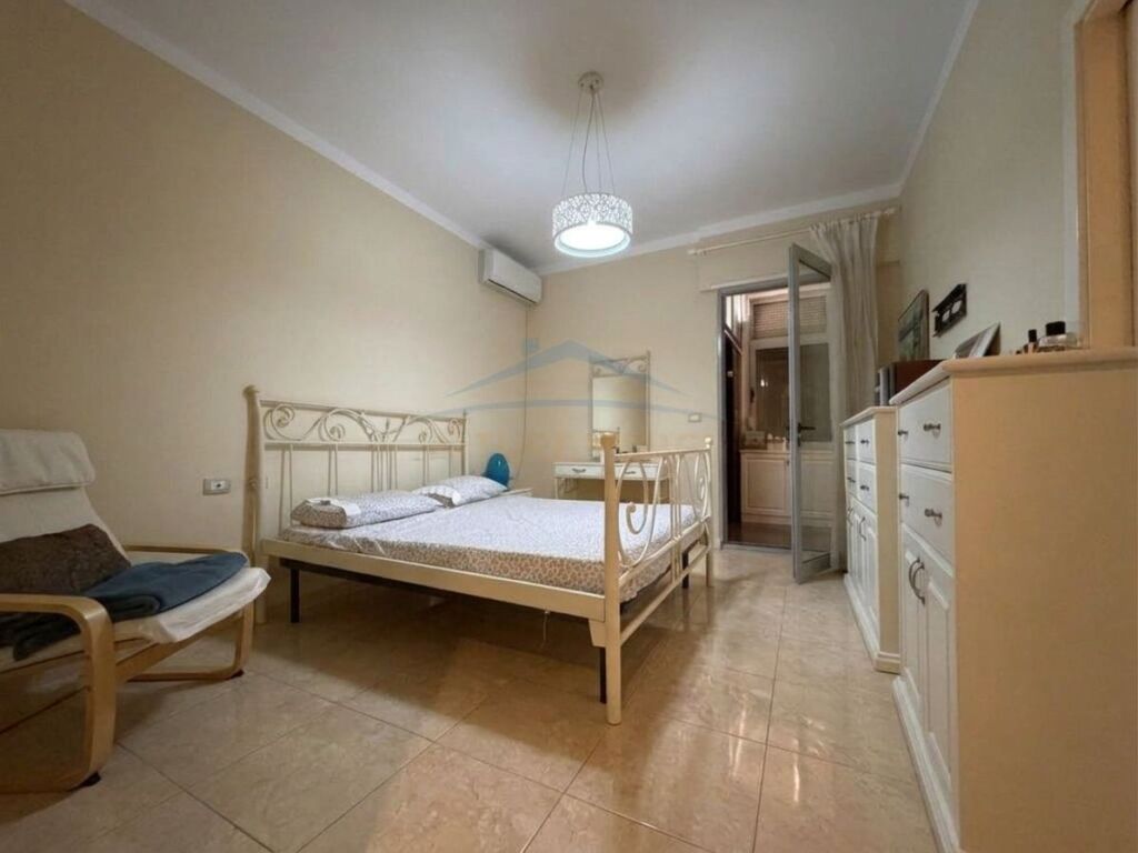 For sale, Apartment 2+1+2, Dry Lake, Tirana
