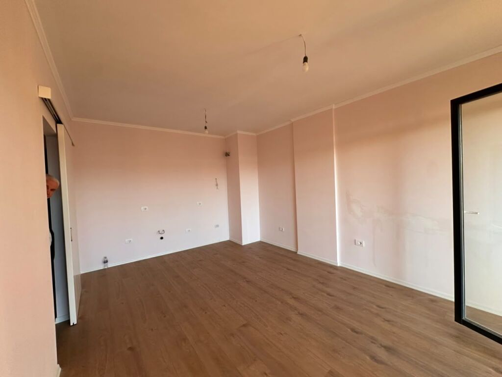 In vendita, Appartamento 1+1, Nuovo Boulevard, Tirana . Empire75680