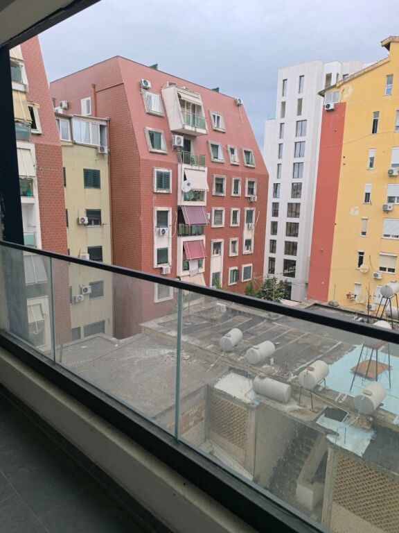 For sale 2+1+2 Paris Commune