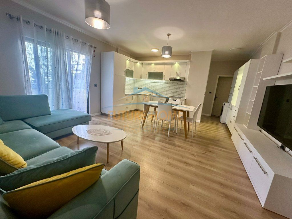 🏡 APPARTAMENTO 1+1 IN AFFITTO – VICINO A SQUARE 21, TIRANA!