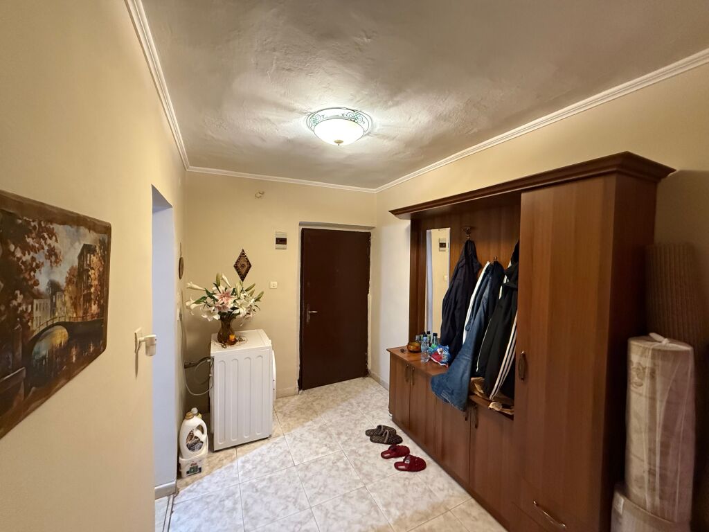 📣 VENDESI Appartamento 1+1 📍 Allias, Vicino alla Scuola “Bajram Curri” ✨