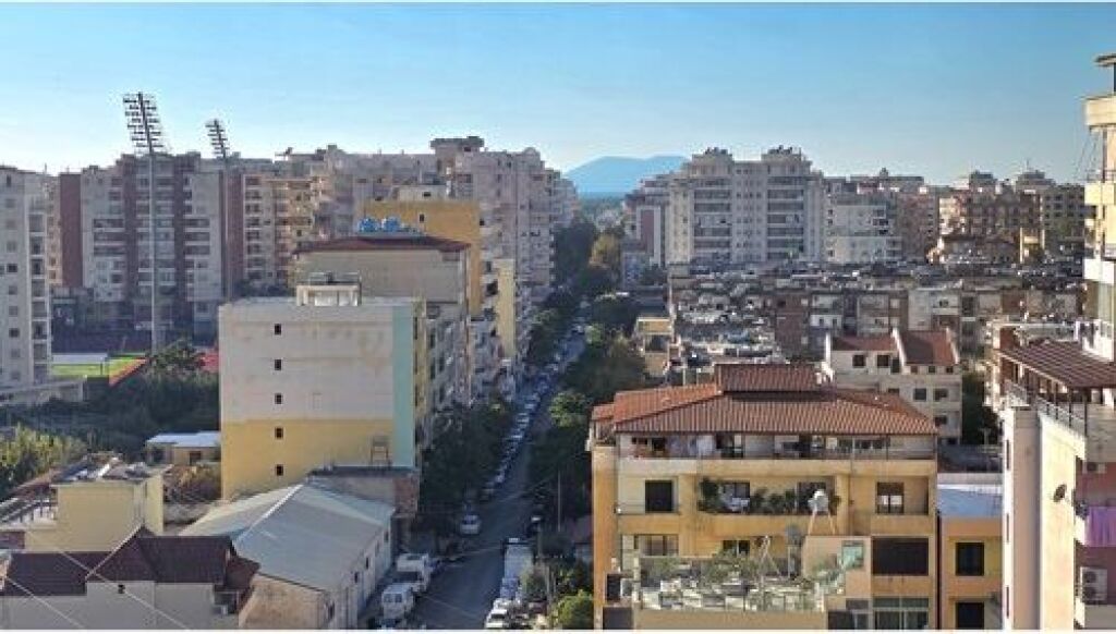 2+1 apartment for rent near the Stadium