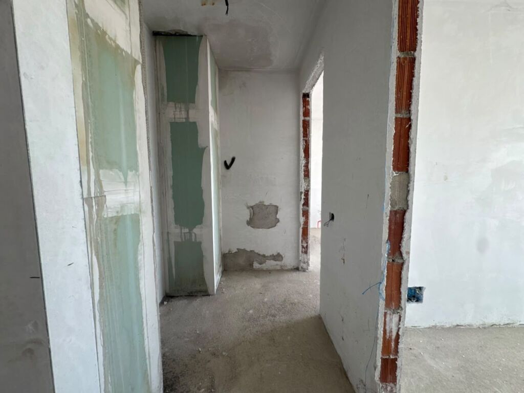 Shitet Apartament 2+1+2, Rezidenca Palladium, Liqeni i Thatë, Tiranë. Empire75697