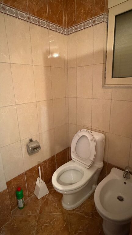 🏡 APARTAMENT 1+1 ME QIRA – VLORË-BIG SCOOP