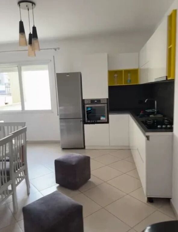 SHITET APARTAMENT 2+1 FRESK 160.000 EURO FH-99170