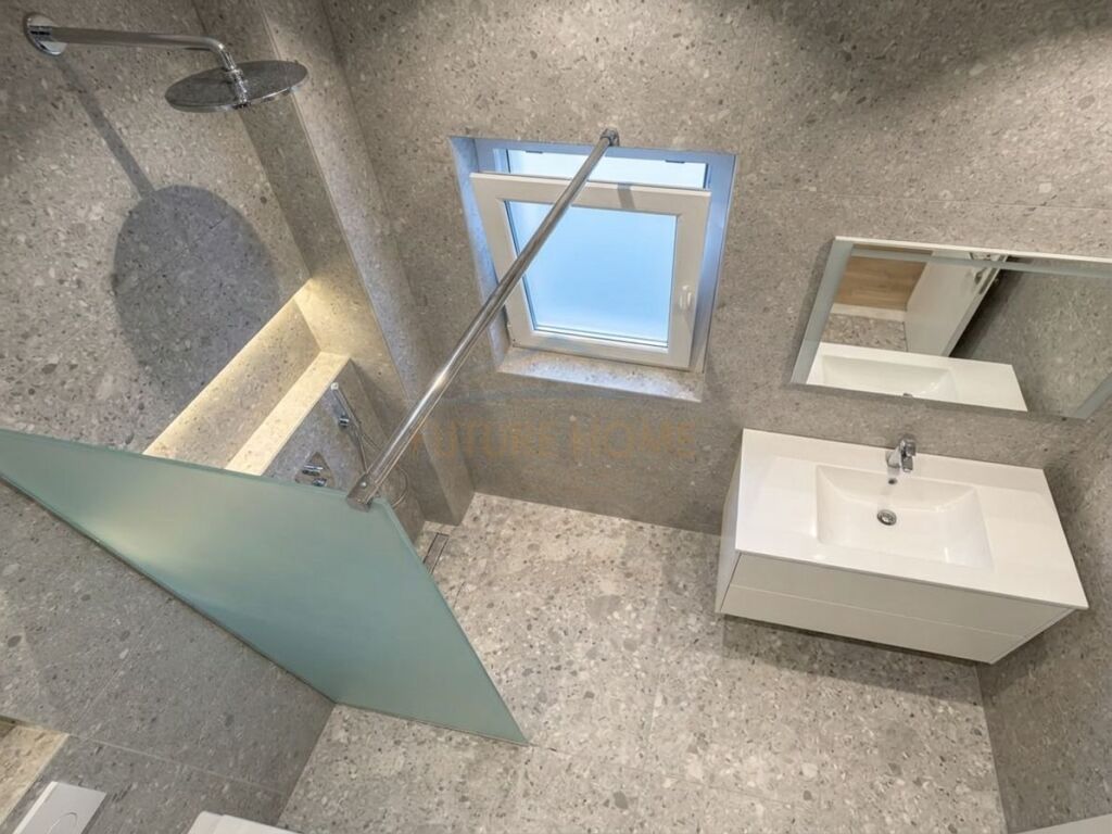 Shitet, Apartament 1+1, Garda