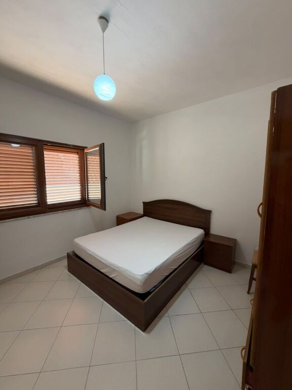  Apartament 1+1 me Qira – Rruga Mes Bulevardi i Ri &amp; Rr. 5 Maji ! 