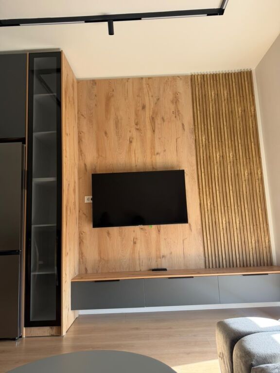 Jepet me qira 1+1 Porta Tirane e Re Sauk 600€