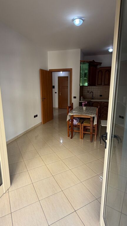 🏡 APARTAMENT 1+1 ME QIRA – VLORË-BIG SCOOP