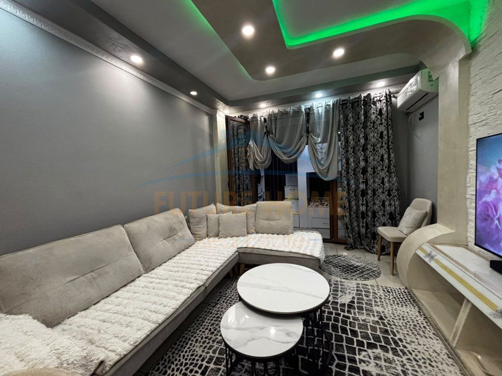Shitet, Apartament 1+1, Rruga e Dajtit, Fresk, Tiranë