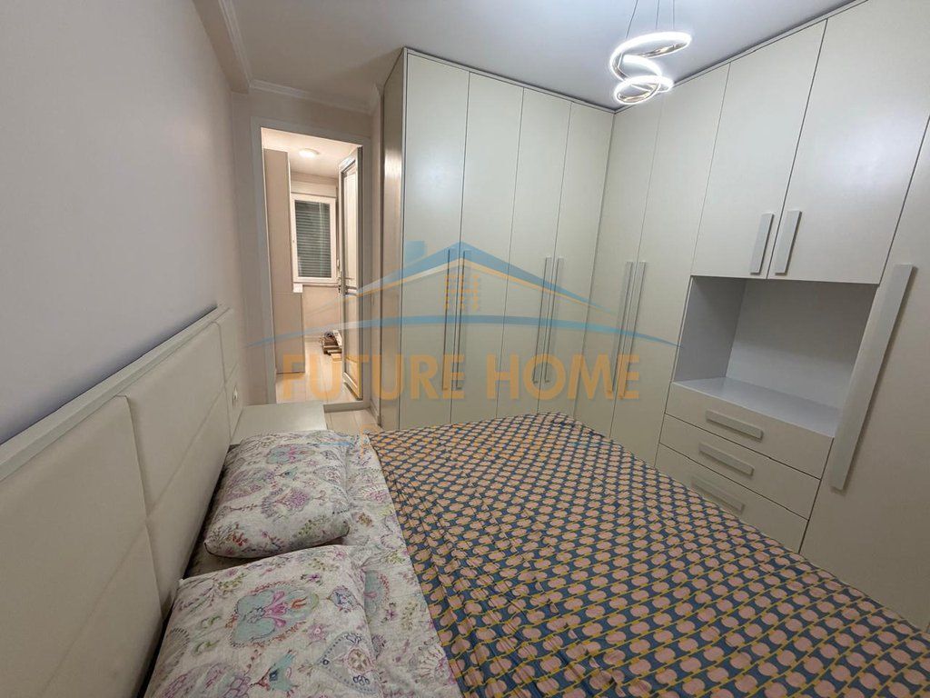 Qira, Apartament 2+1+2, Ish Ekspozita