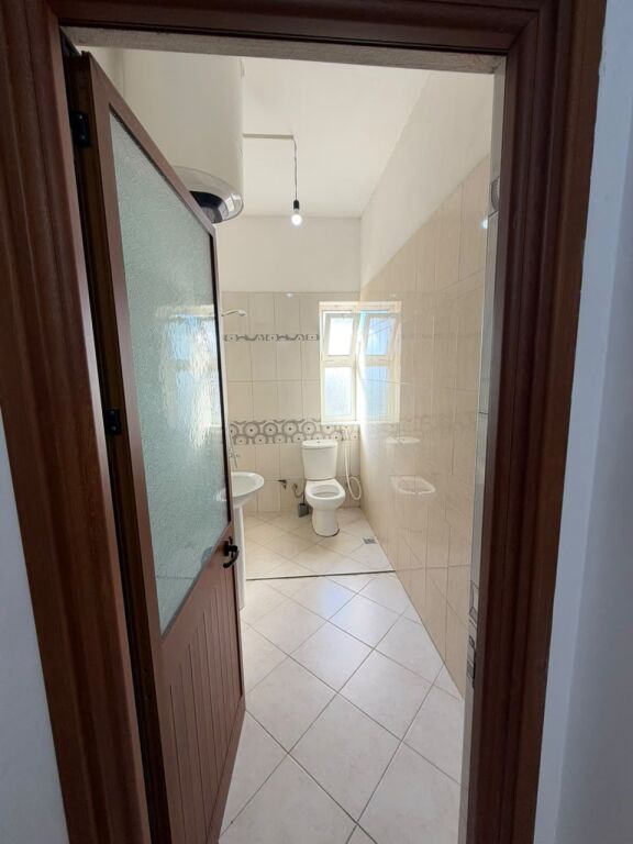 Apartament 1+1 me Qira – Rruga Mes Bulevardi i Ri &amp; Rr. 5 Maji ! 