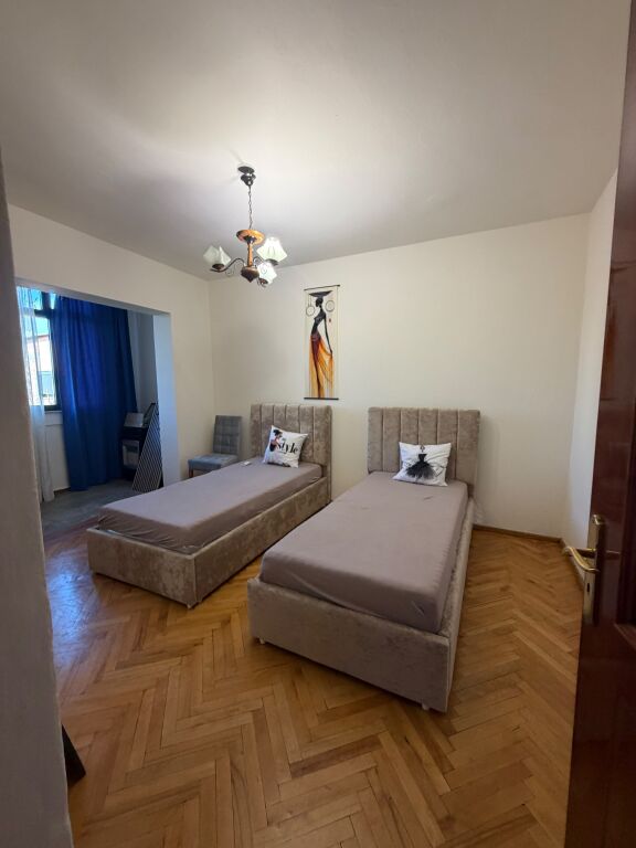In affitto 2+1 Via di Elbasan 75.000 lekë