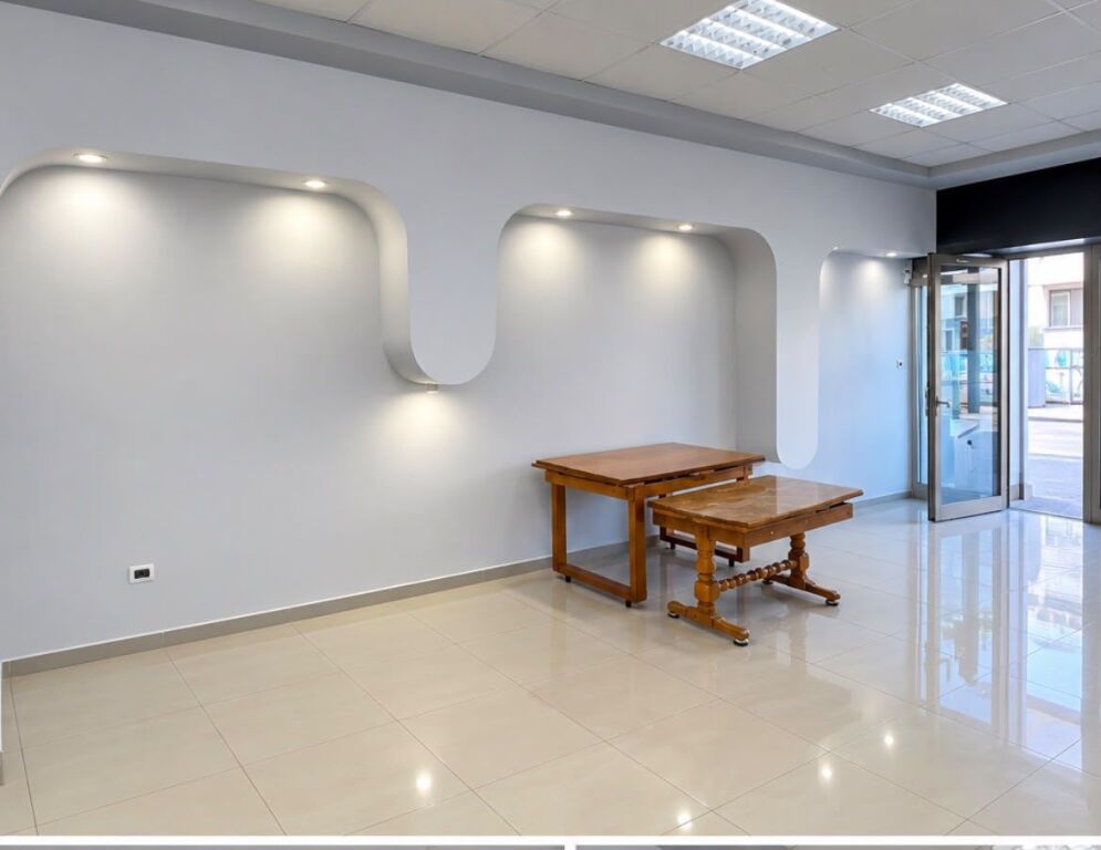 Business premises for rent near the fruit and vegetable market, Durrës!