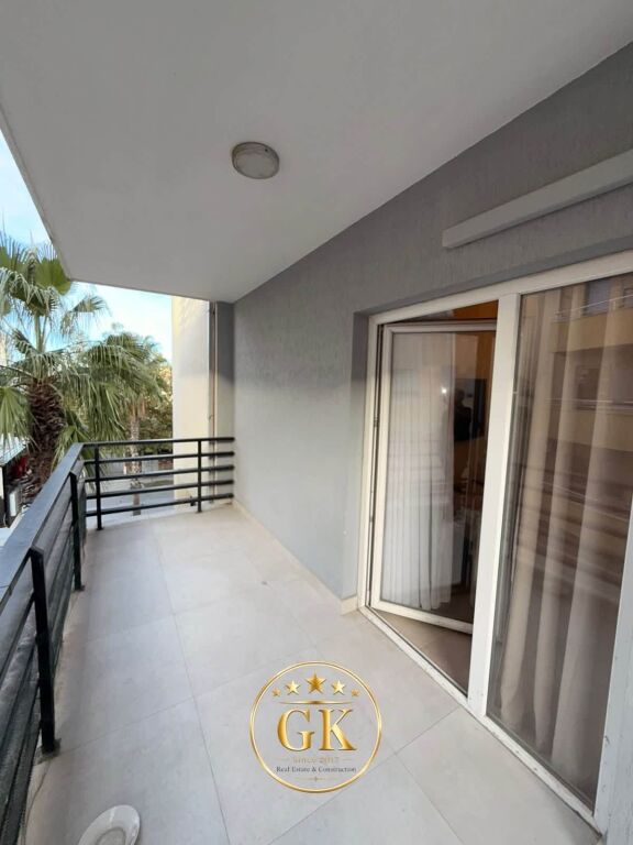 FOR RENT 1+1+BALCONY AT HOTEL VIVAS PLAZH 350 €