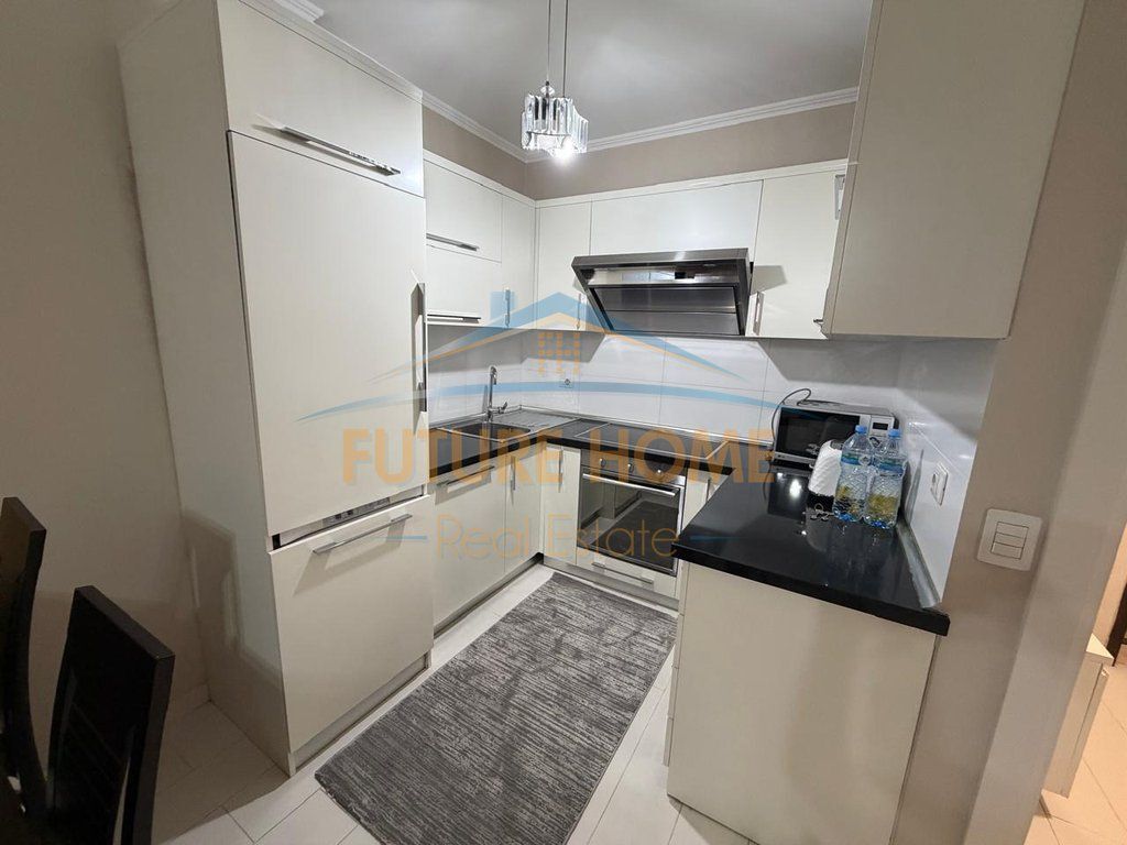 Qira, Apartament 2+1+2, Ish Ekspozita