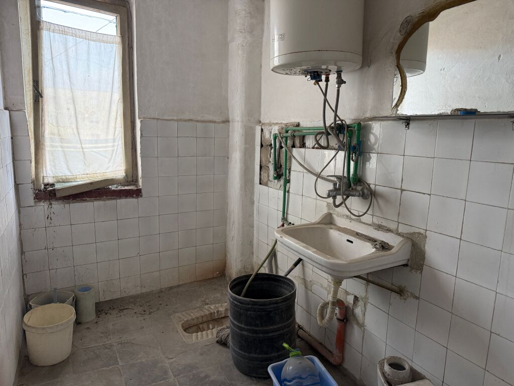 Shitet, Apaetament 2+1, 28 Shkurti, Fier