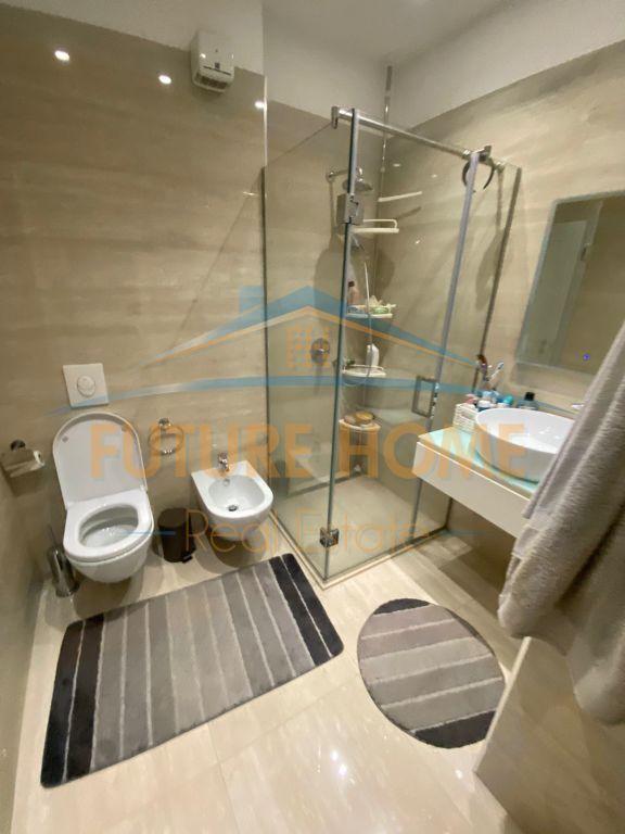 Qera, Apartament 3+1+2+Post Parkimi, Rruga Bardhok Biba, Qendër.