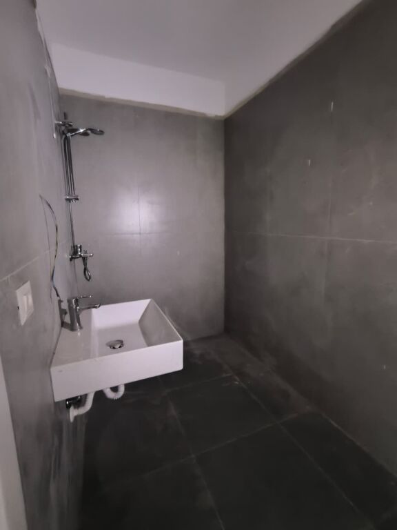 For sale 2+1+2 Paris Commune
