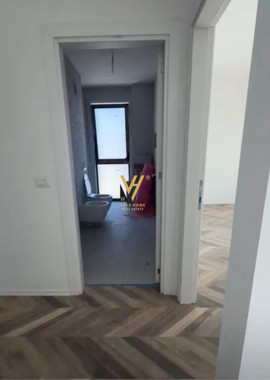 JEPET APARTAMENT 2+1+2 ME QIRA TEK ISH DOGANA 60.000 LEKE