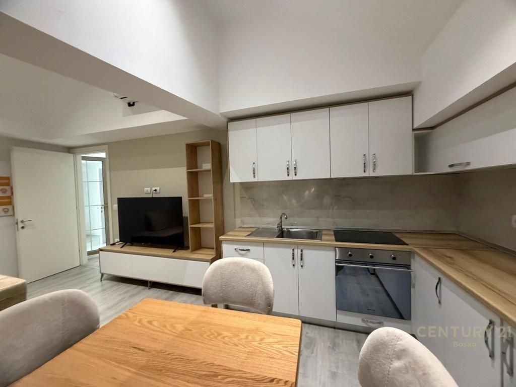 JEPET ME QIRA APARTAMENT 1+1 NE LAPRAKE, PAS SPITALIT USHTARAK❗️ /Muaj 45,000 Lekë /Muaj