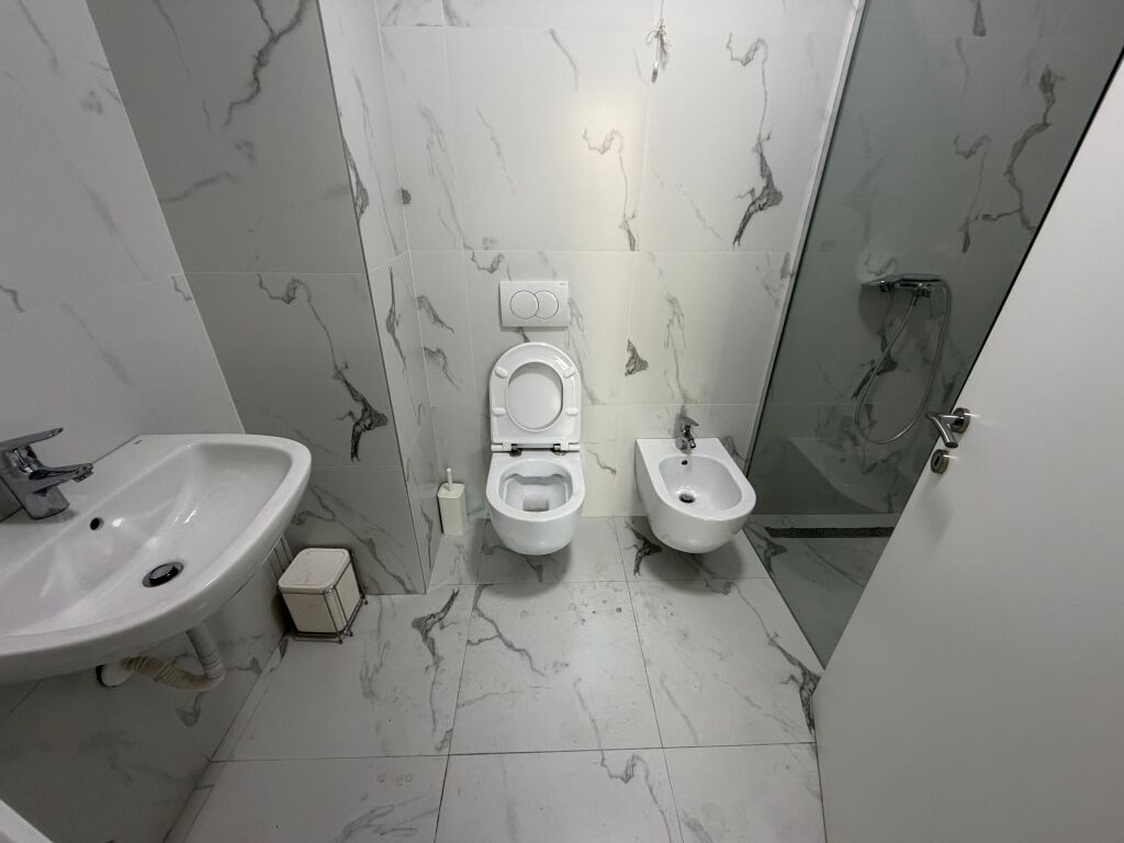 Office Space for Rent Lake View