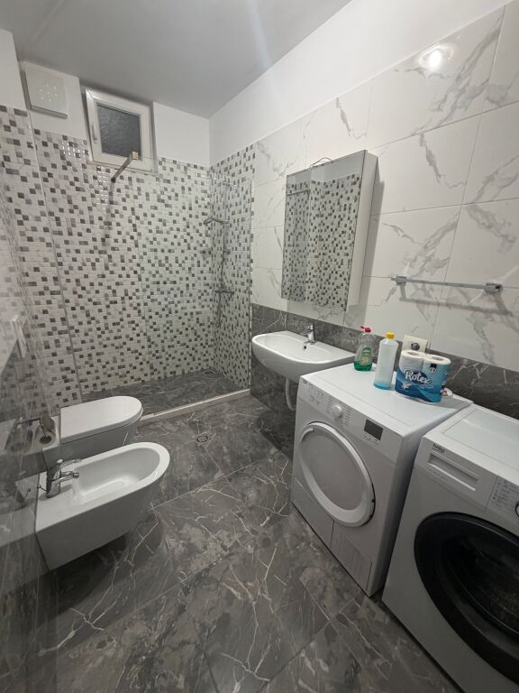 2+1,kopshti botanik,800 mije leke