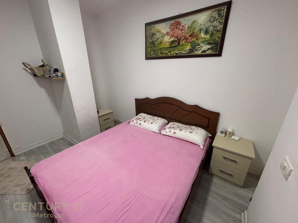 SHITEN 2 APARTAMENTE TEK KOMUNA E PARISIT
