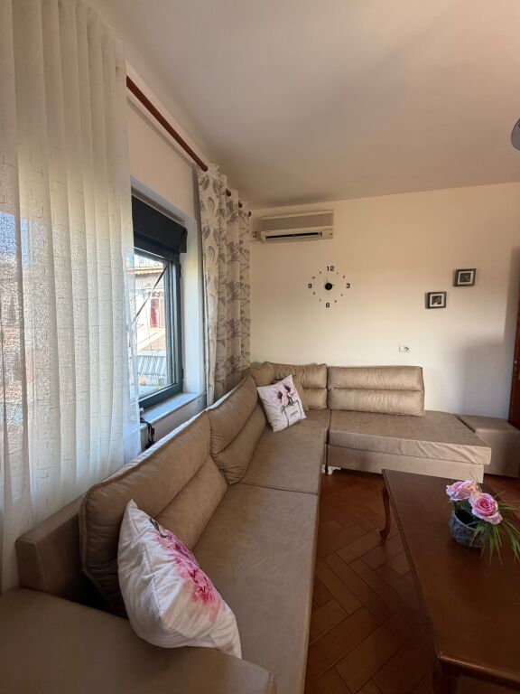 In affitto 2+1 Via di Elbasan 75.000 lekë