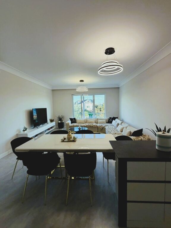 🏡 **SHITET APARTAMENT 2+1+2 I MOBILUAR – JOY RESIDENCE, PRANË TEG**