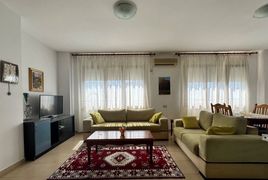 Affitto | Apartament 2 + 1 | Rruga e Bogdanëve | 700 €/mese