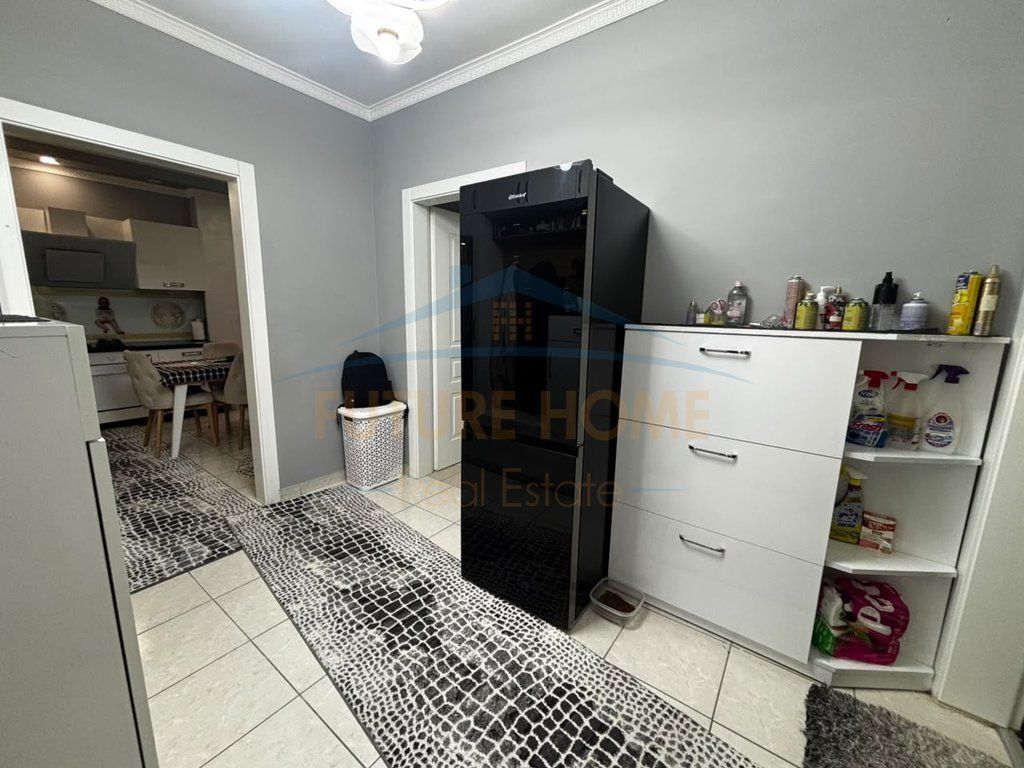 Shitet, Apartament 1+1, Rruga e Dajtit, Fresk, Tiranë