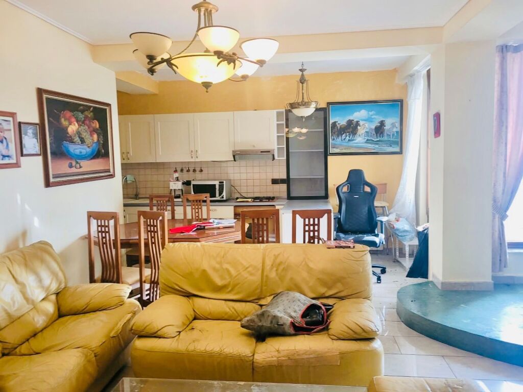 🏡 APPARTAMENTO IN VENDITA 3+1– VICINO ALLA PRESIDENZA-EX BLOCCO