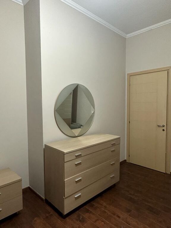 2+1+2 apartment for rent at Garda, former Blloku, Artificial Lake.