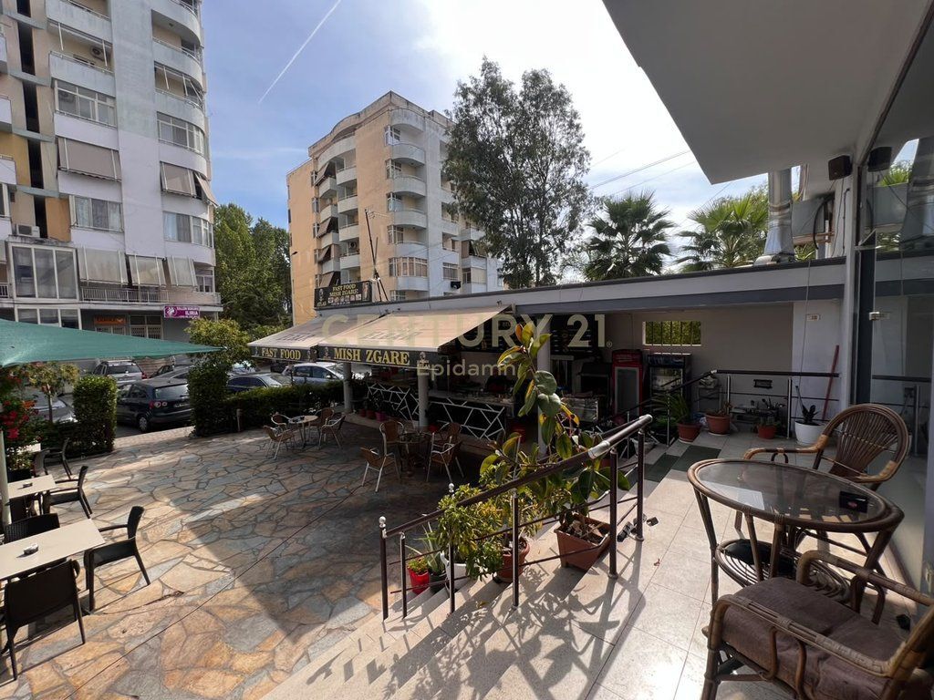 BAR-CAFFÈ IN AFFITTO SULLA SPIAGGIA ILIRIA, DURRËS 2,000 € /Mese , 200,000 Lekë /Mese