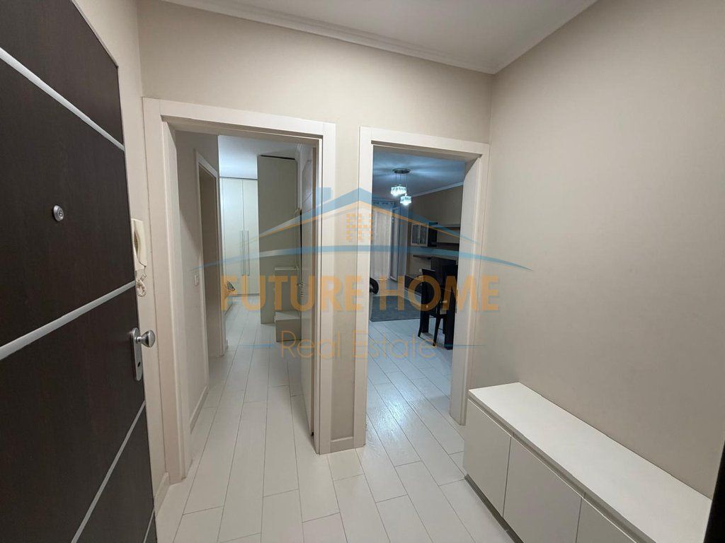 Qira, Apartament 2+1+2, Ish Ekspozita