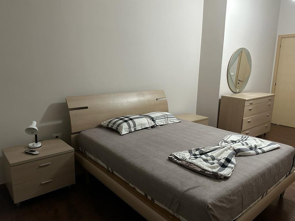 2+1+2 apartment for rent at Garda, former Blloku, Artificial Lake.