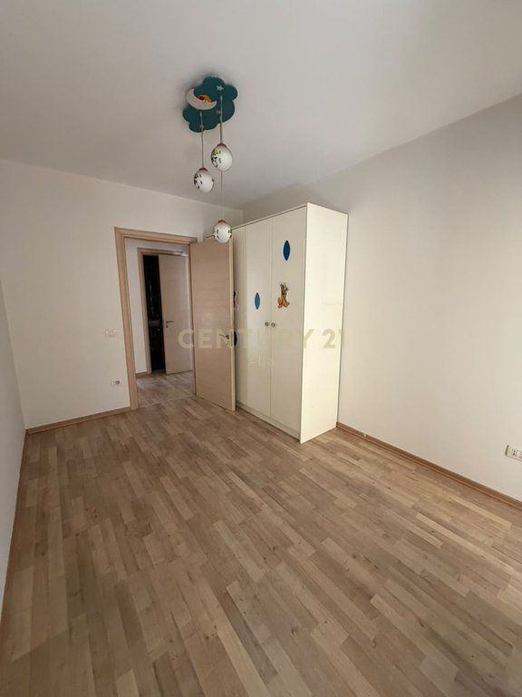 SHITET APARTAMENT 3+1+2| KOMPLEKSI MAGNET, 21 DHJETORI