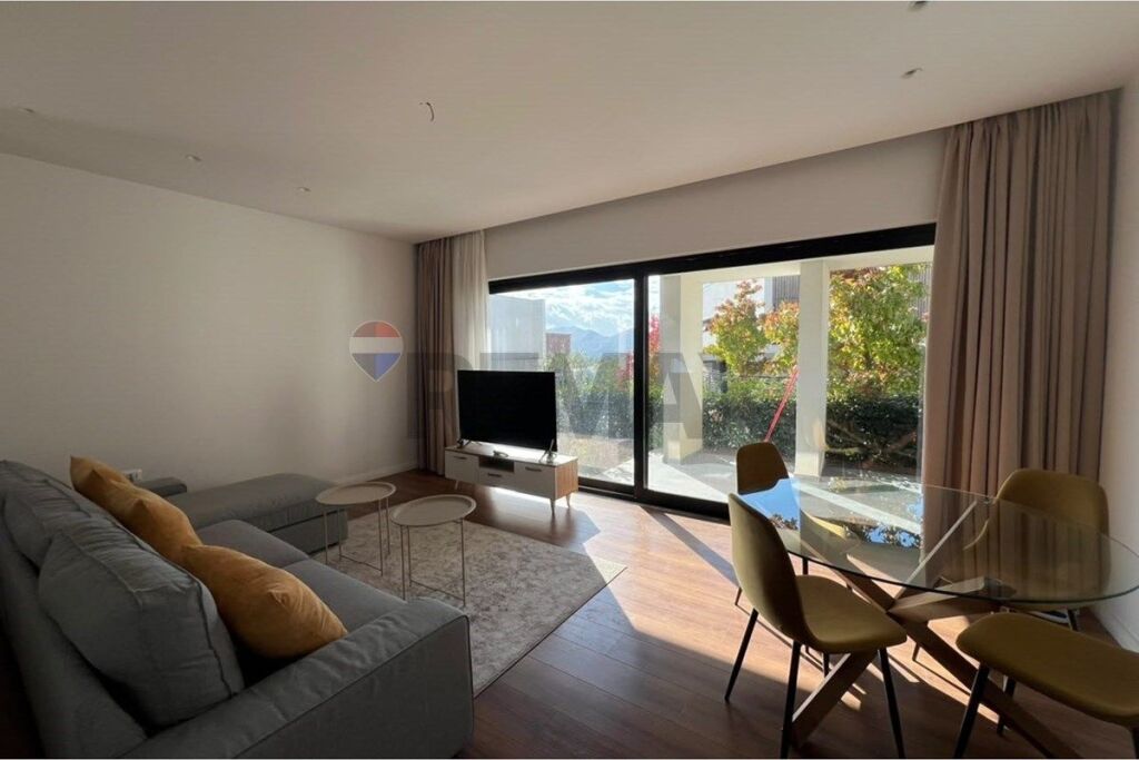 Apartament 2+1 per qera tek Liqeni i Farkes!