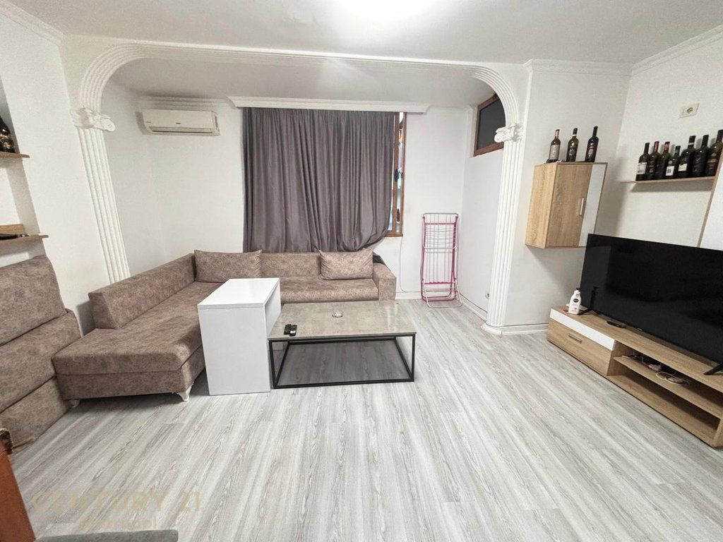 SHITEN 2 APARTAMENTE TEK KOMUNA E PARISIT